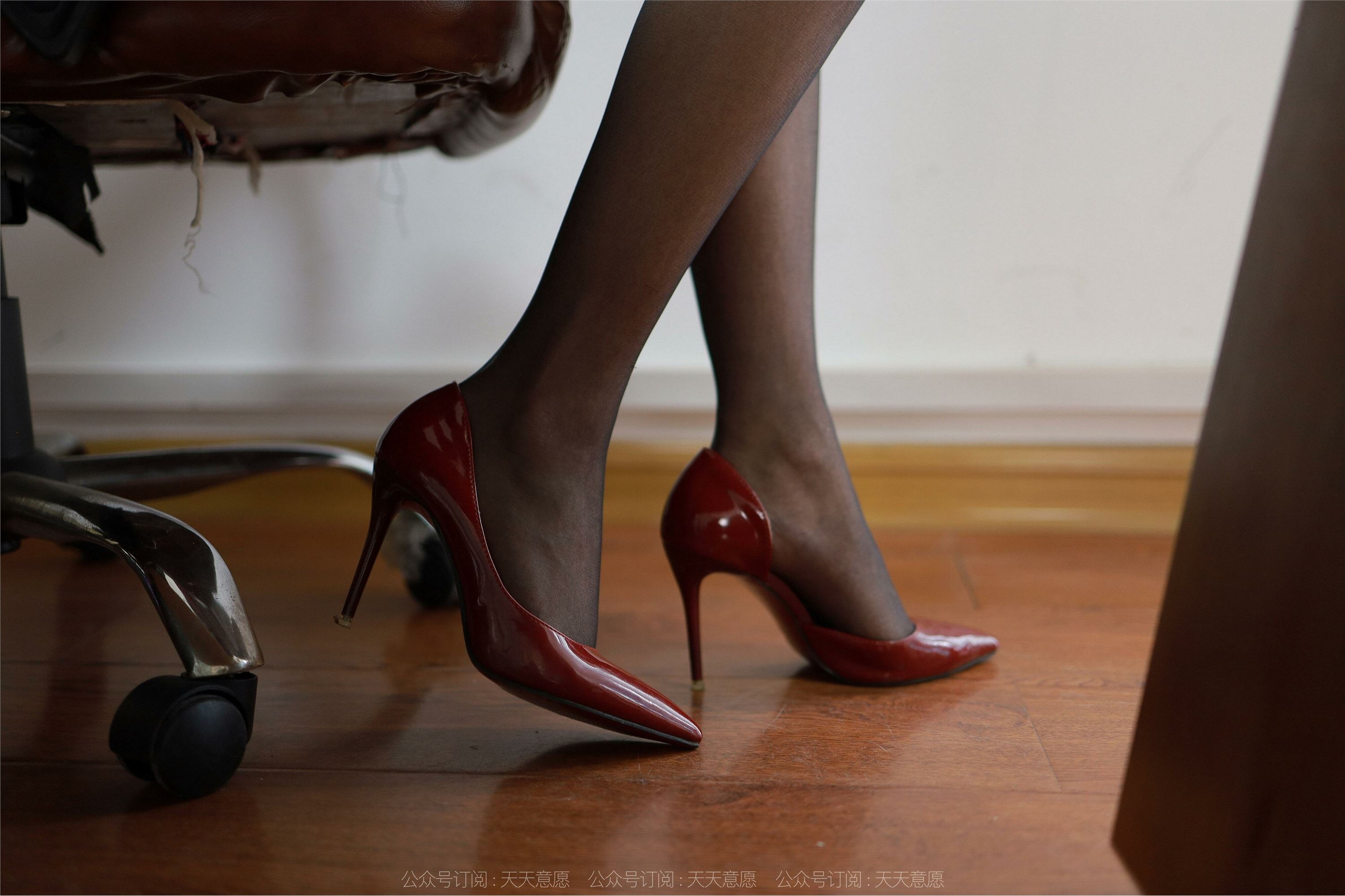 IESS异思趣向  2022.07.06 丝享家 1139：婉萍《嘿丝办公室》